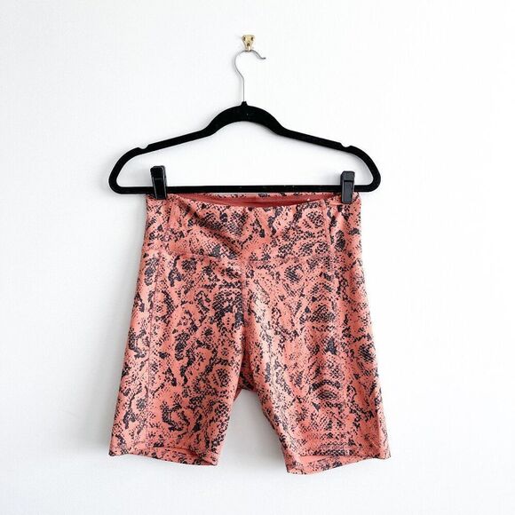 Jessica Simpson Snakeskin Print High-Rise Bicycle Shorts // Size Large // NWOT - Picture 4 of 11